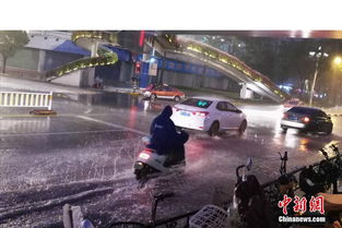 暴雨突袭龙城，常州发布今年首个暴雨红色预警