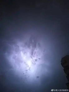 汕头的天空，一条微博装不下的温柔与暴烈